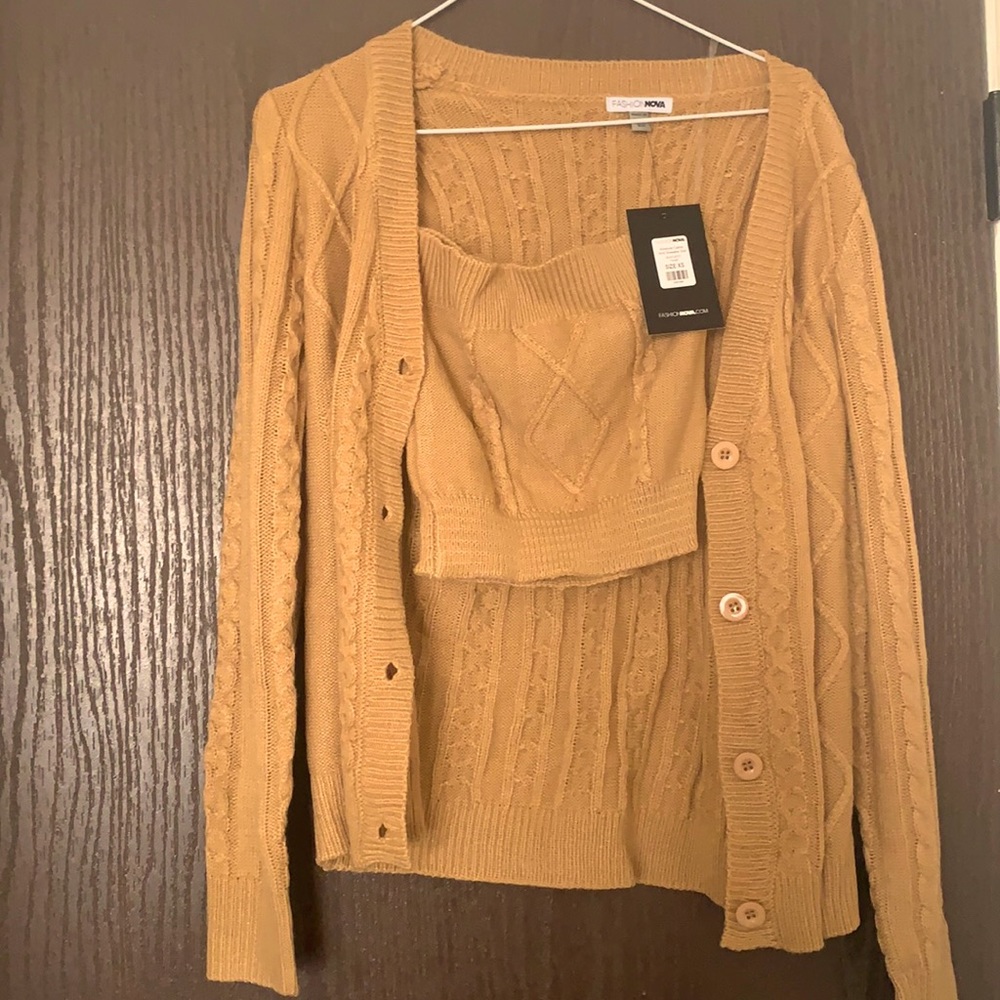 2 piece tan cardigan set (Fashion Nova)